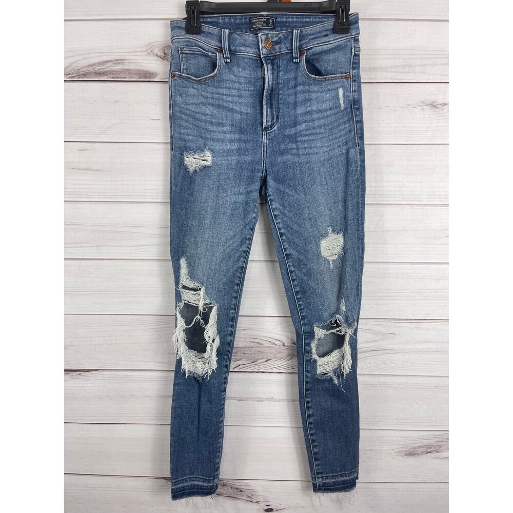 Abercrombie and Fitch Simone High Rise Ankle Destroyed Skinny Jeans Size 27 / 4‎